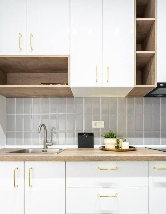 Old Town Bucharest Apartment Poiana 7 Экстерьер фото